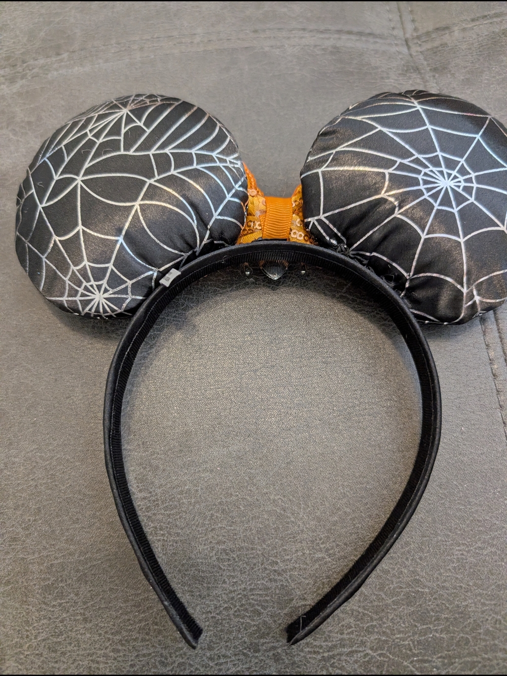 Minnie Mouse Halloween Spider Sequin Bow Headband - Orange & Black - Picture 4 of 4